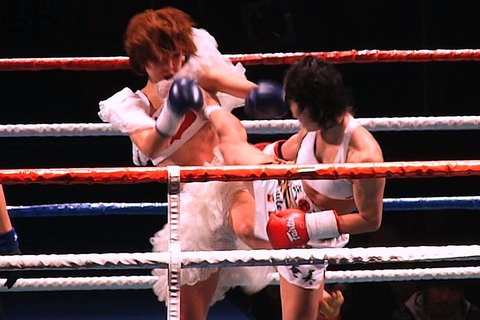Little Tiger vs 飯田なお